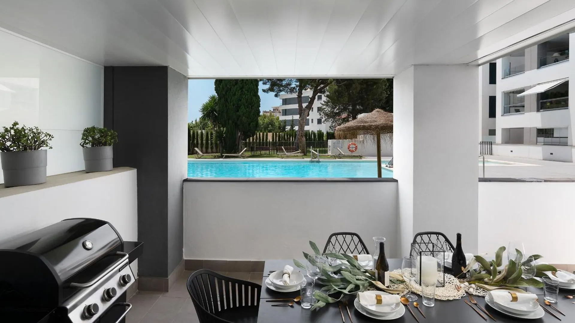 Appartamento Vacation Marbella I Via Celere, Huge Terrace, Brand New Complex, Close To The Beach, Marbella Center